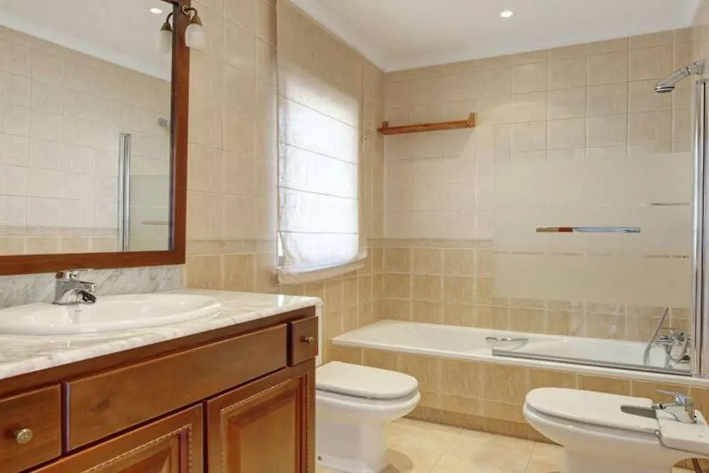 بيت للعطل Bright 2 Bedroom Townhouse فوينخيرولا